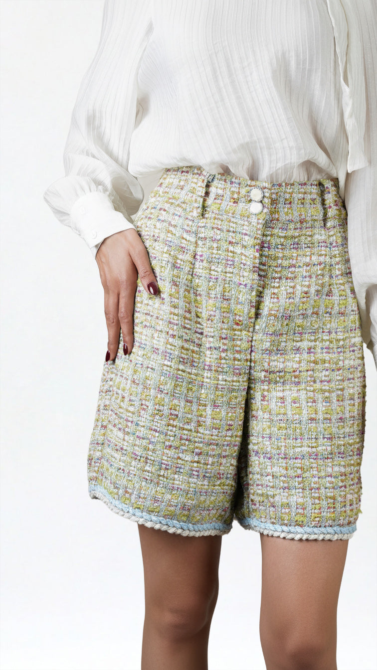 Tweedsta Short