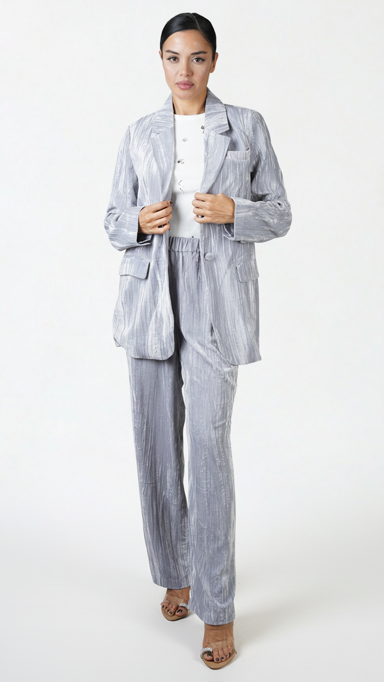 Willow Suit