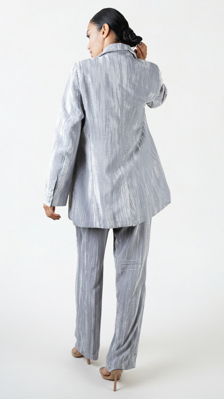 Willow Suit