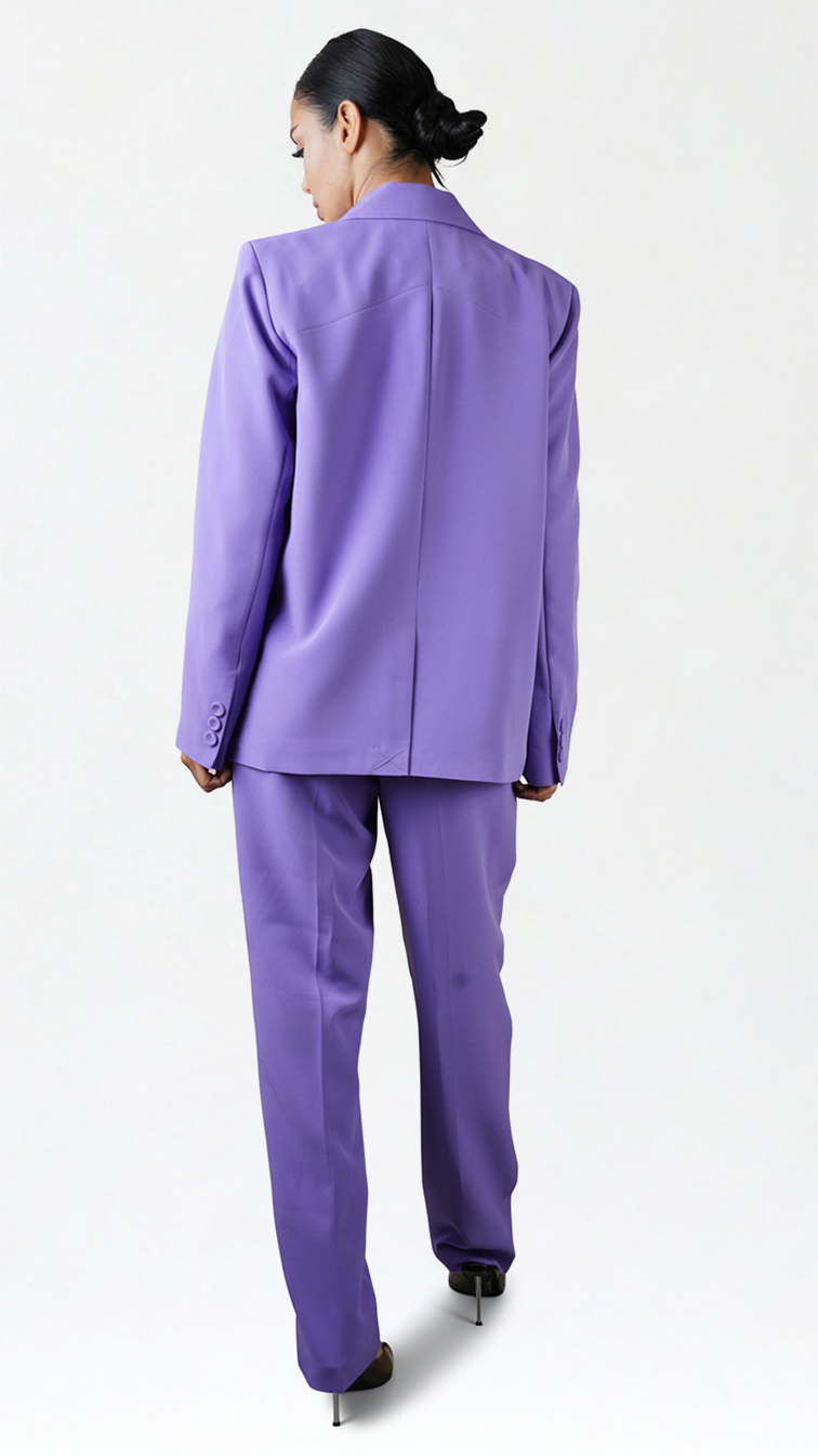 Aza Suit